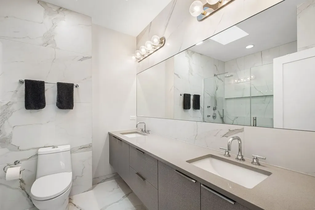 3428 North Kilbourn Avenue Chicago IL 60641