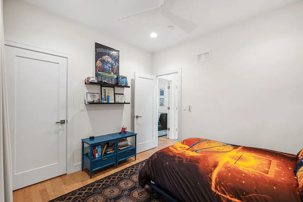 3428 North Kilbourn Avenue Chicago IL 60641