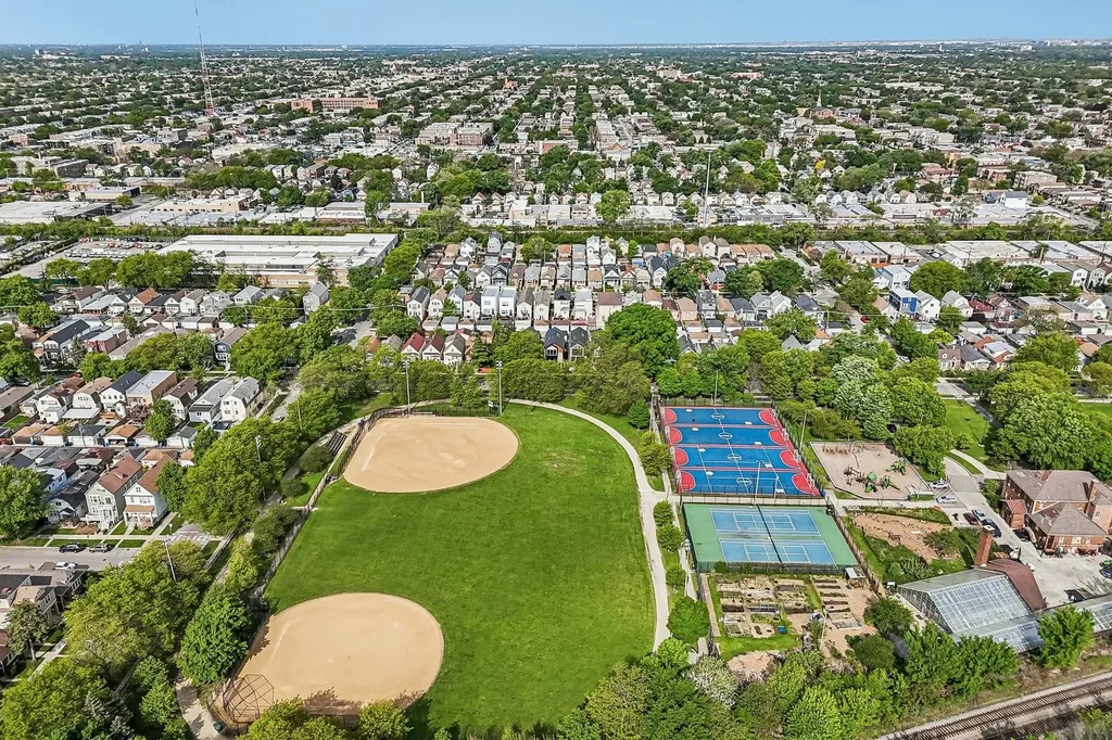 3428 North Kilbourn Avenue Chicago IL 60641