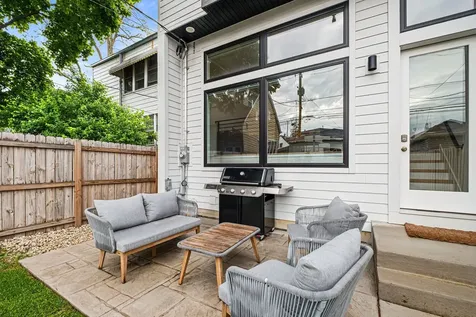 3428 North Kilbourn Avenue Chicago IL 60641