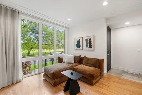 3428 North Kilbourn Avenue Chicago IL 60641