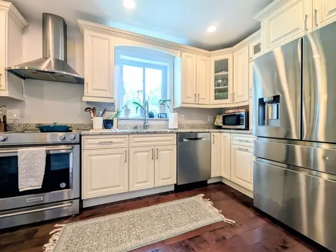 6833 North Lowell Avenue Lincolnwood IL 60712
