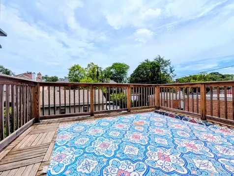 6833 North Lowell Avenue Lincolnwood IL 60712