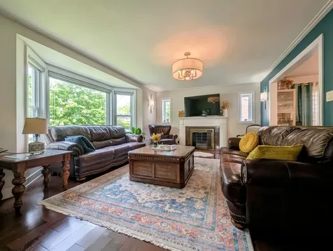 6833 North Lowell Avenue Lincolnwood IL 60712