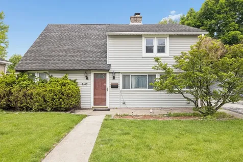 4148 Maple Avenue Lyons IL 60534