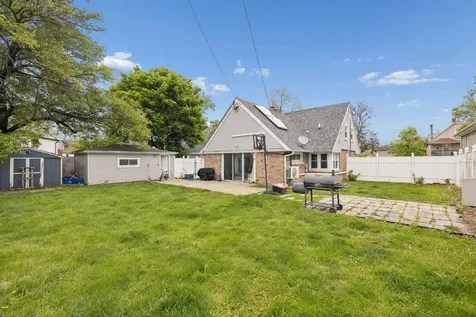4148 Maple Avenue Lyons IL 60534