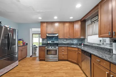 4148 Maple Avenue Lyons IL 60534