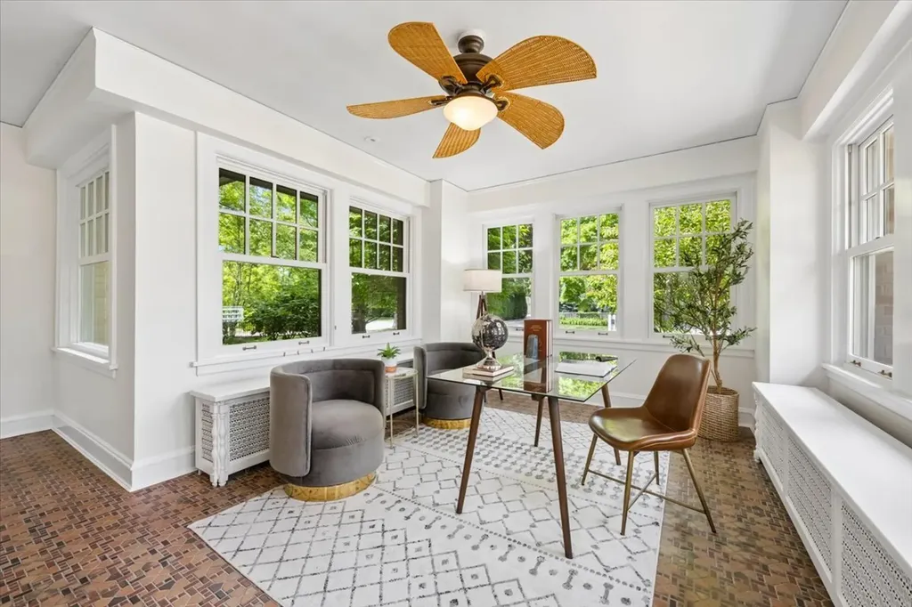 411 Lake Avenue Wilmette IL 60091