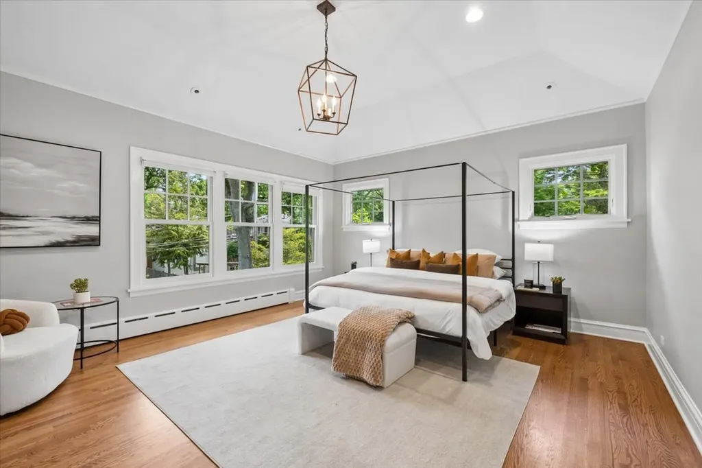 411 Lake Avenue Wilmette IL 60091