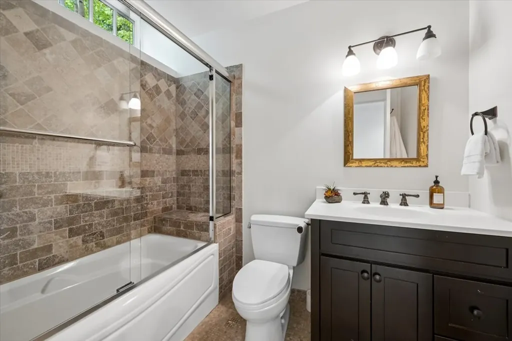 411 Lake Avenue Wilmette IL 60091