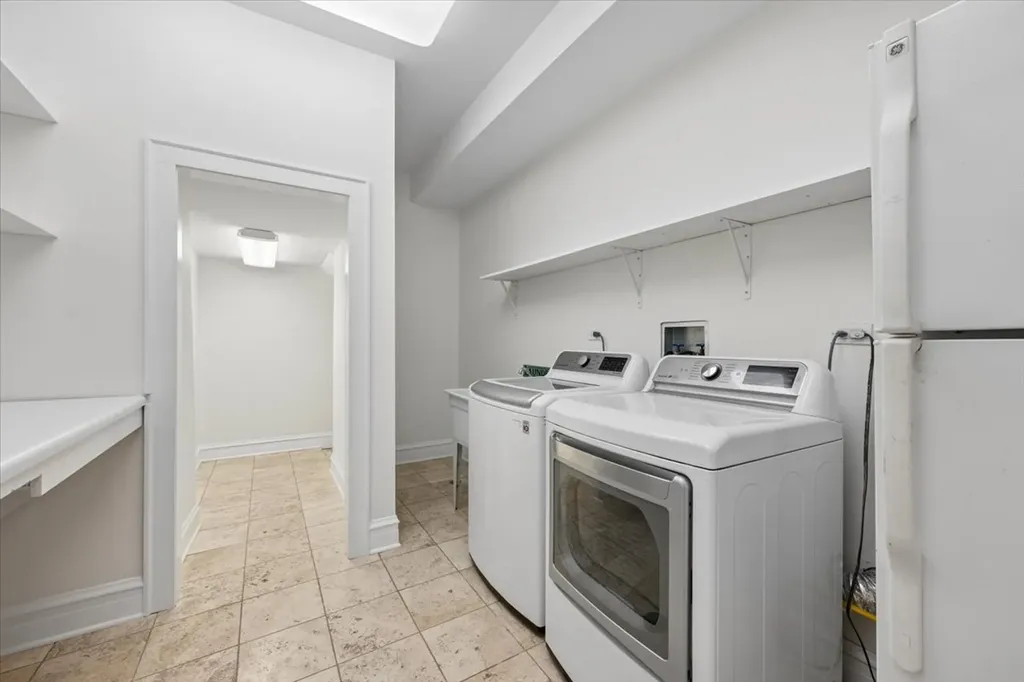 411 Lake Avenue Wilmette IL 60091