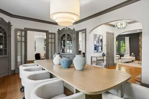 411 Lake Avenue Wilmette IL 60091