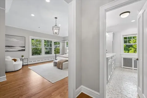 411 Lake Avenue Wilmette IL 60091