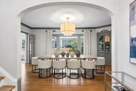 411 Lake Avenue Wilmette IL 60091