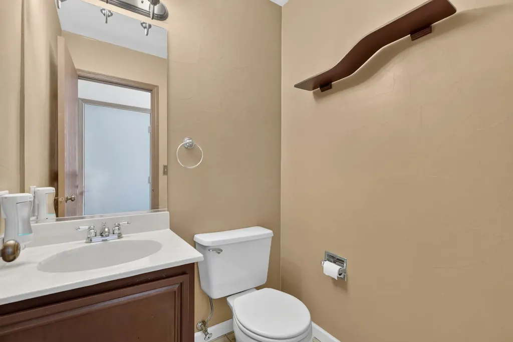 667 Harvest Drive Bolingbrook IL 60490