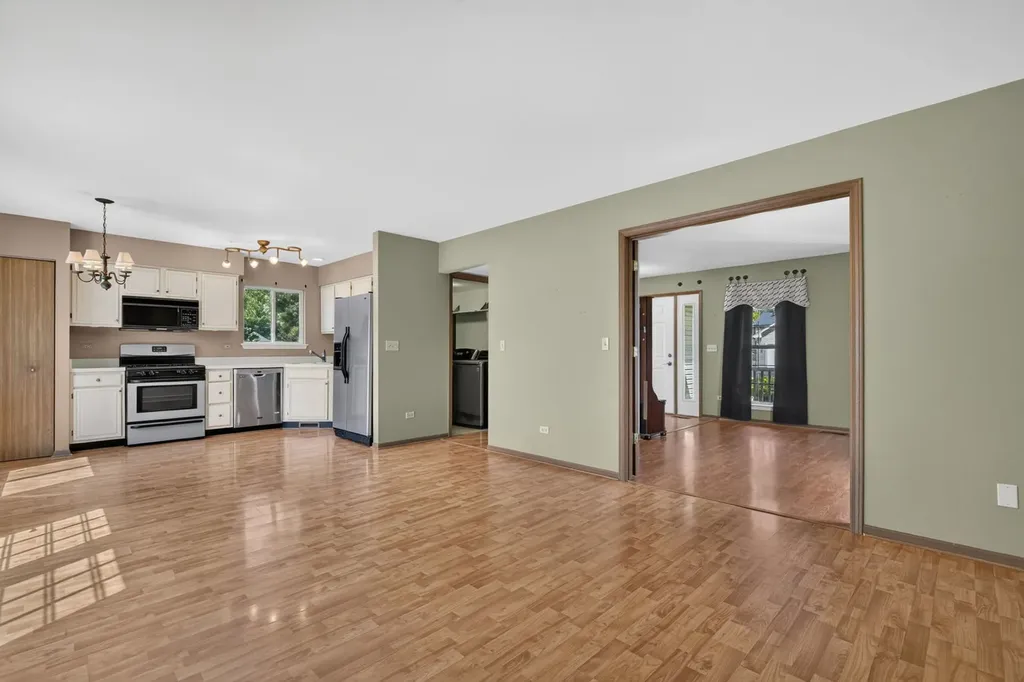 667 Harvest Drive Bolingbrook IL 60490