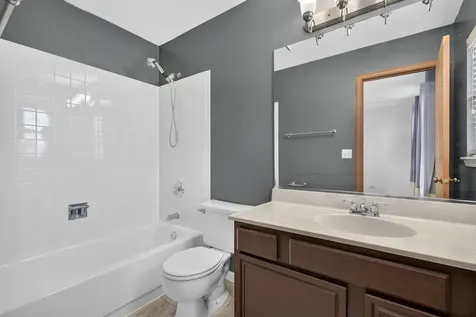 667 Harvest Drive Bolingbrook IL 60490