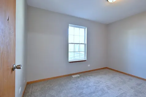 19 East Pineview Drive Round Lake Park IL 60073