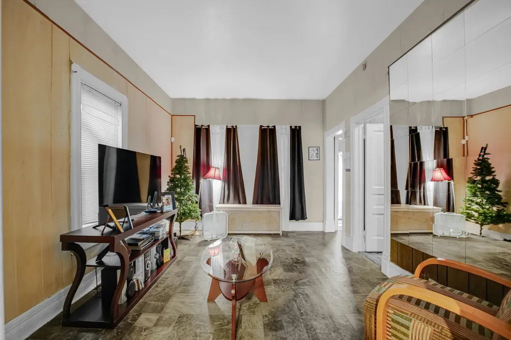 700 West 82nd Street Chicago IL 60620