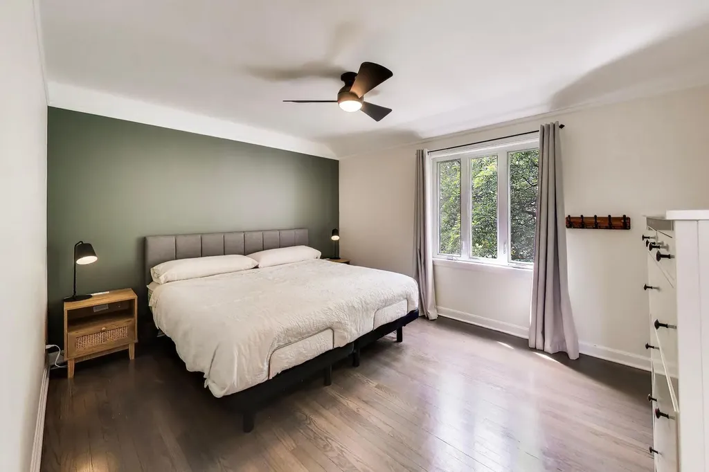 7530 West Devon Avenue Chicago IL 60631