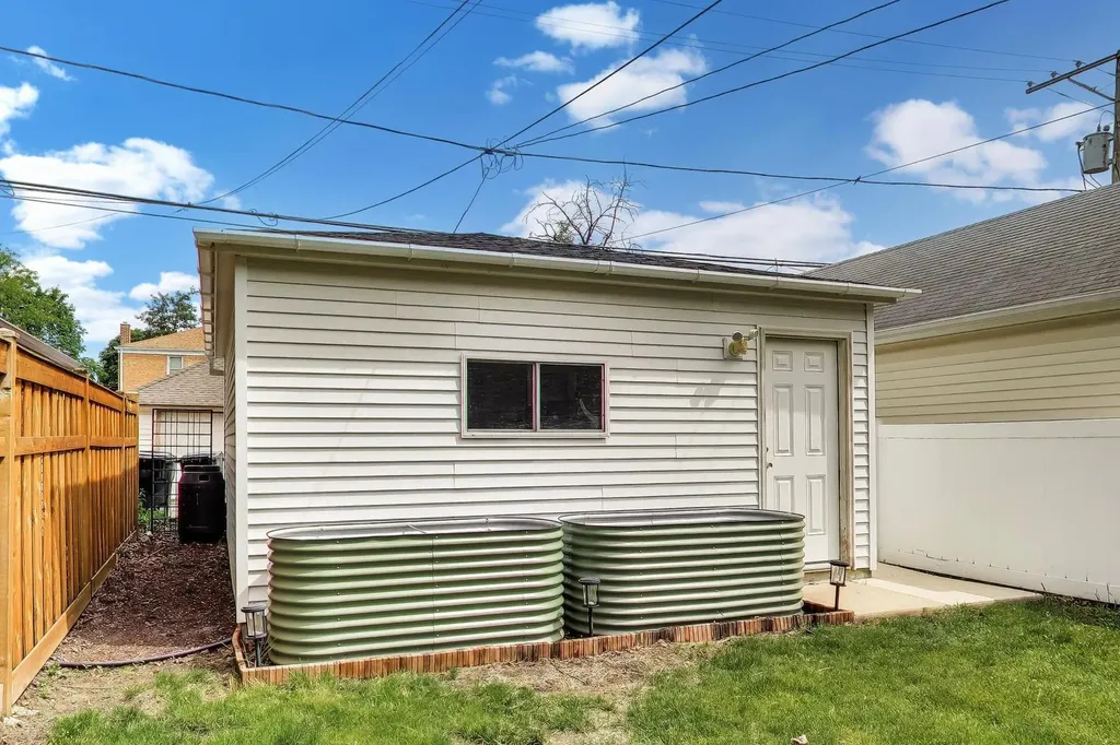 7530 West Devon Avenue Chicago IL 60631