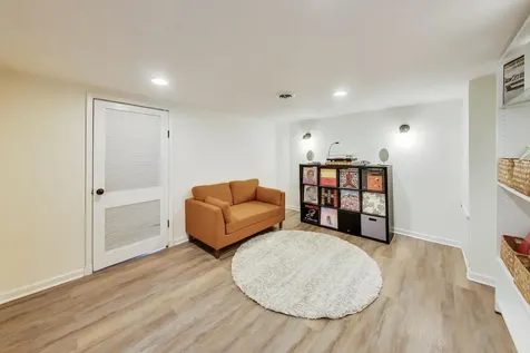 7530 West Devon Avenue Chicago IL 60631