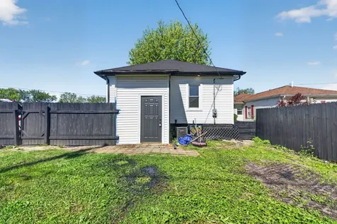 846 North 5th Avenue Kankakee IL 60901