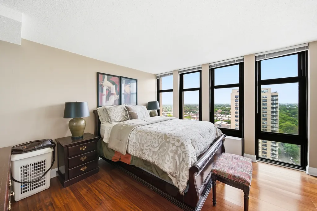 6700 South South Shore Drive Chicago IL 60649