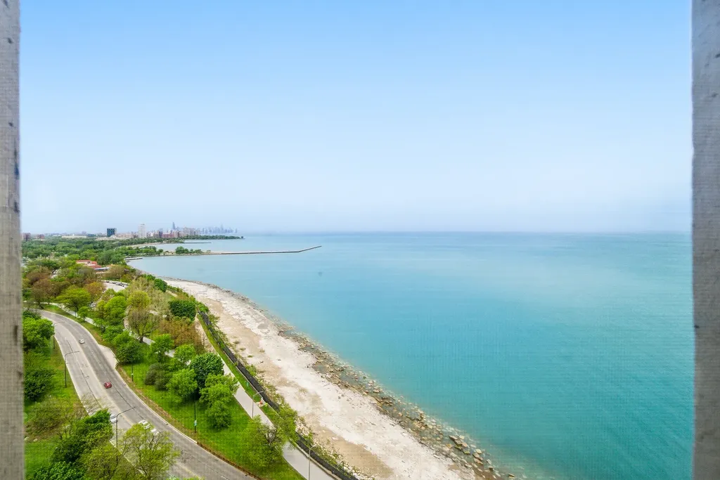 6700 South South Shore Drive Chicago IL 60649