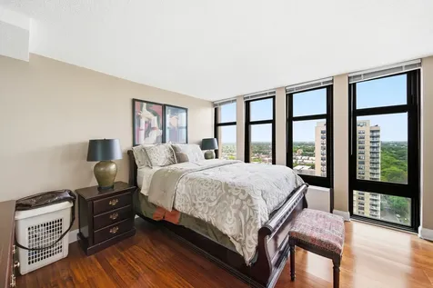 6700 South South Shore Drive Chicago IL 60649