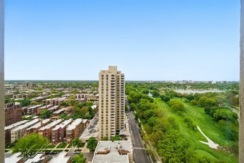 6700 South South Shore Drive Chicago IL 60649