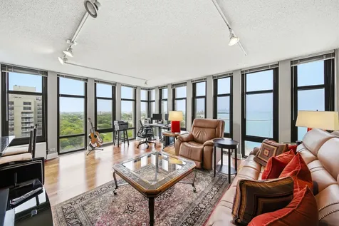 6700 South South Shore Drive Chicago IL 60649