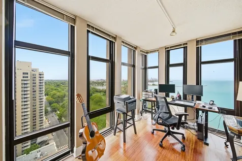 6700 South South Shore Drive Chicago IL 60649