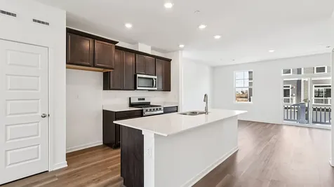 557 Yosemite Way Mundelein IL 60060