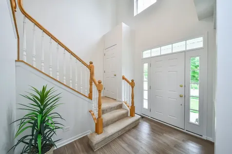 298 Fairhaven Drive St. Charles IL 60175