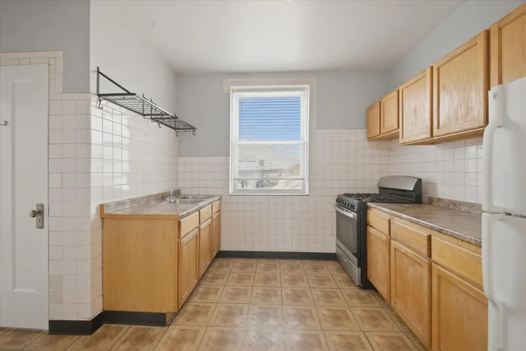 6343 North Oakley Avenue Chicago IL 60659