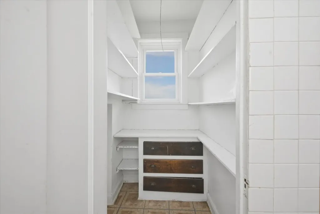 6343 North Oakley Avenue Chicago IL 60659