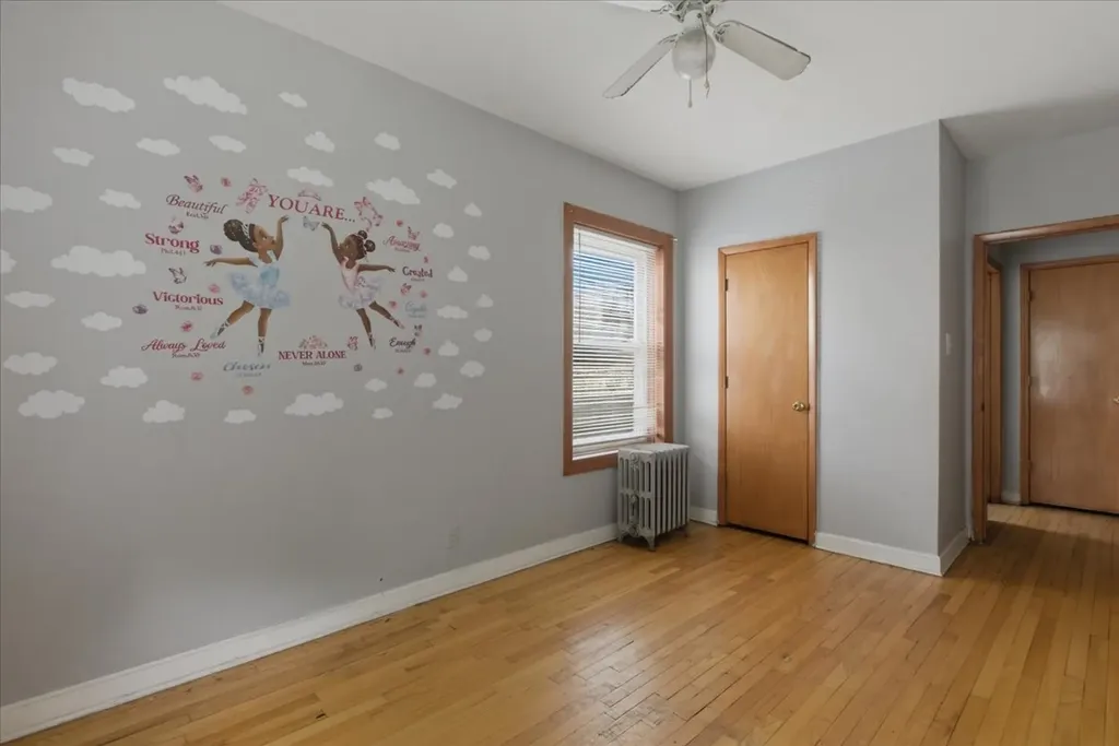 6343 North Oakley Avenue Chicago IL 60659