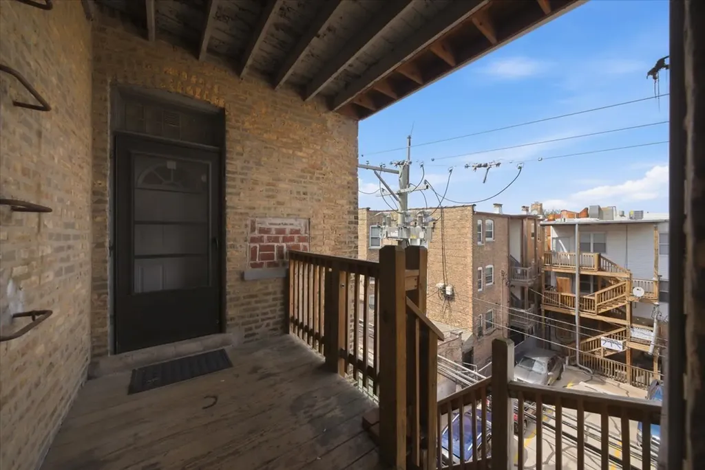 6343 North Oakley Avenue Chicago IL 60659