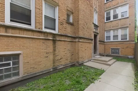 6343 North Oakley Avenue Chicago IL 60659
