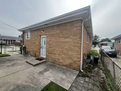 419 Luella Avenue Calumet City IL 60409