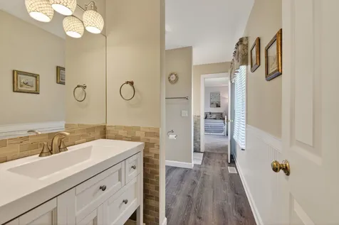 4N918 West Woods Drive St. Charles IL 60175