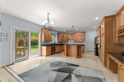 281 North Forest Drive Addison IL 60101