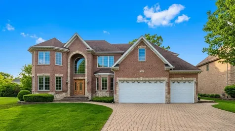 281 North Forest Drive Addison IL 60101