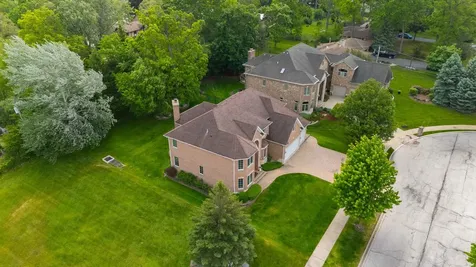 281 North Forest Drive Addison IL 60101
