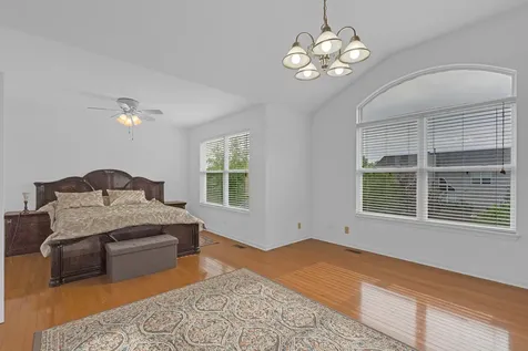 2324 Tracy Lane Algonquin IL 60102