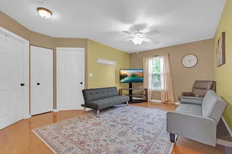 2324 Tracy Lane Algonquin IL 60102