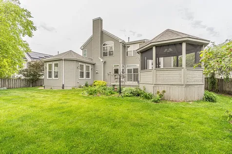 2324 Tracy Lane Algonquin IL 60102
