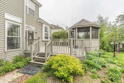 2324 Tracy Lane Algonquin IL 60102