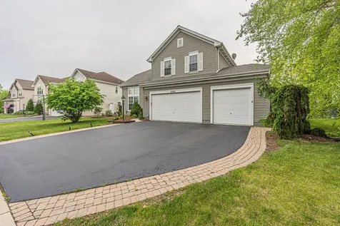 2324 Tracy Lane Algonquin IL 60102